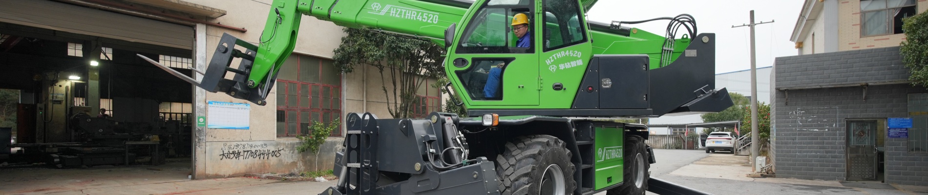 rotating telehandler